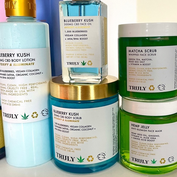 TRULY BEAUTY MYSTERY BOXES 1.75X - 2X MSRP VALUE BODY POLISH BUTTER MASK BNIB - Picture 6 of 17